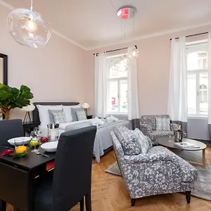 4* Aparthotel Empirent Garden