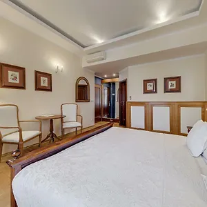 Hotel Louren