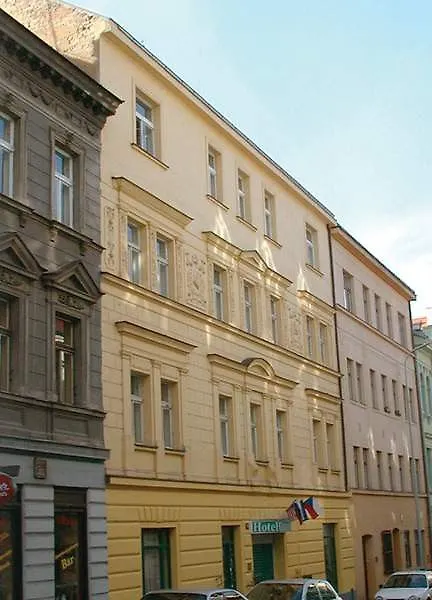 Hotel Apartment House Zizkov Praga