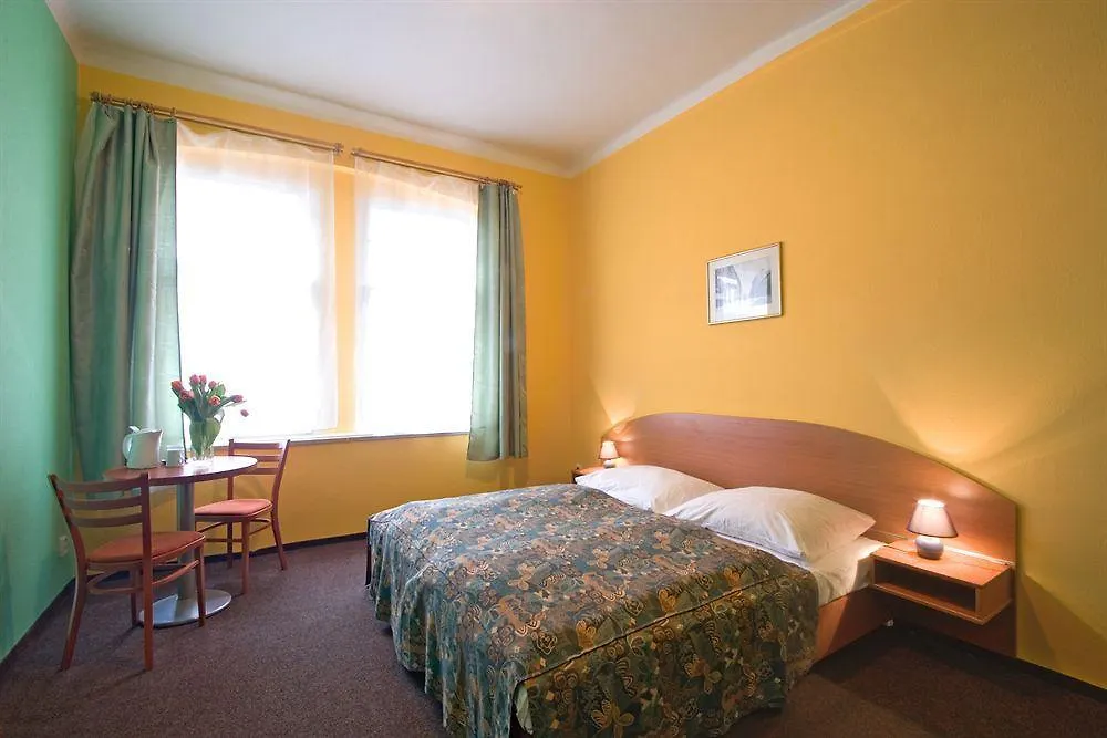 Apartment House Zizkov Praga Hotel
