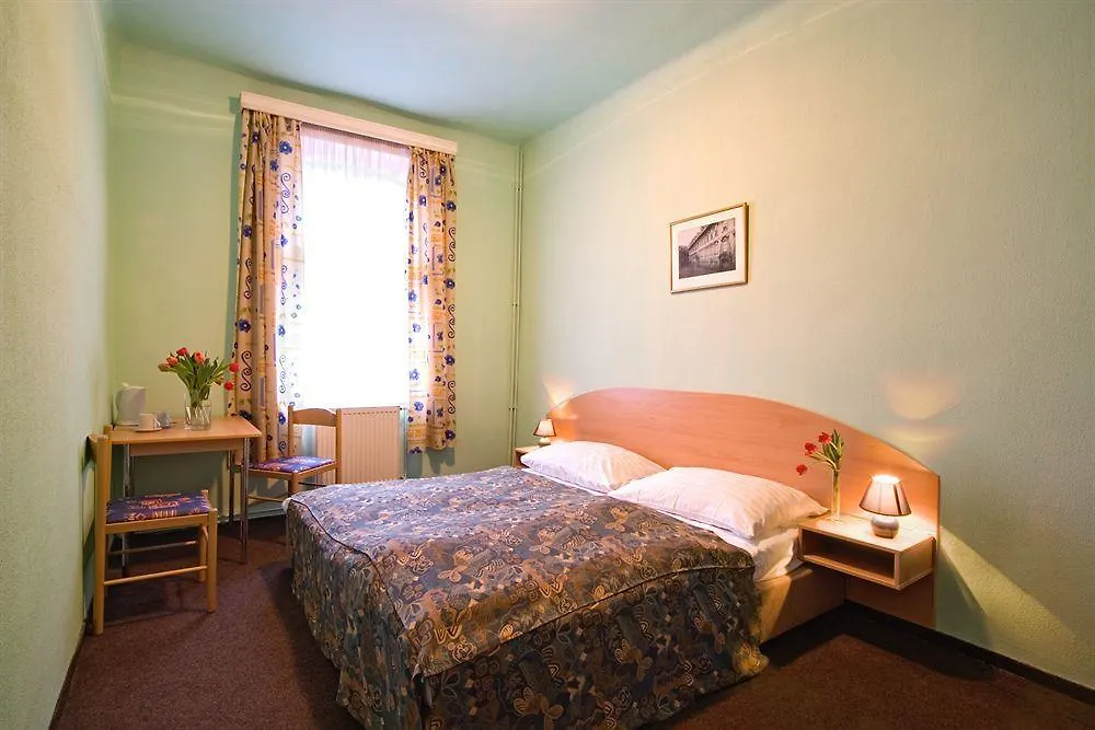 Hotel Apartment House Zizkov Praga